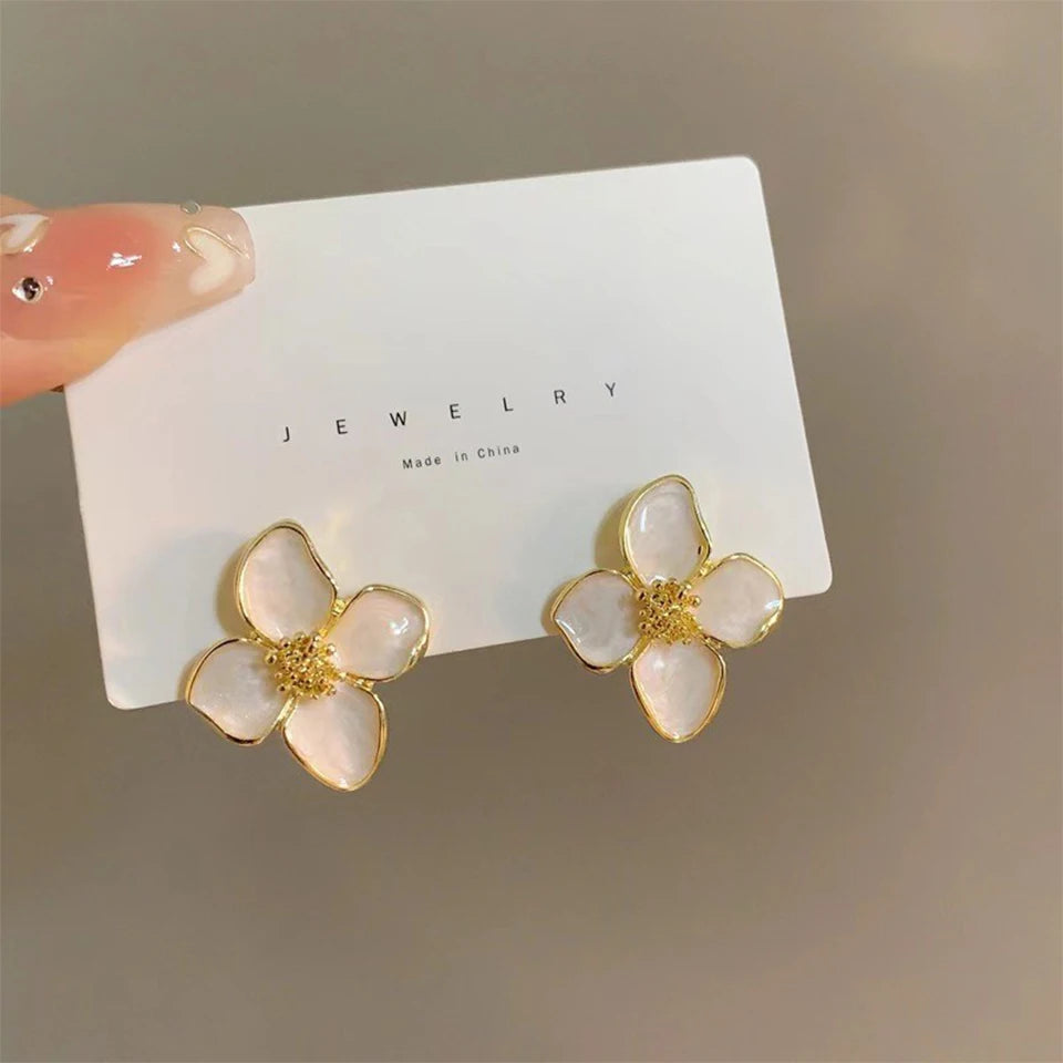 ZAKOL Temperament Flower Earrings